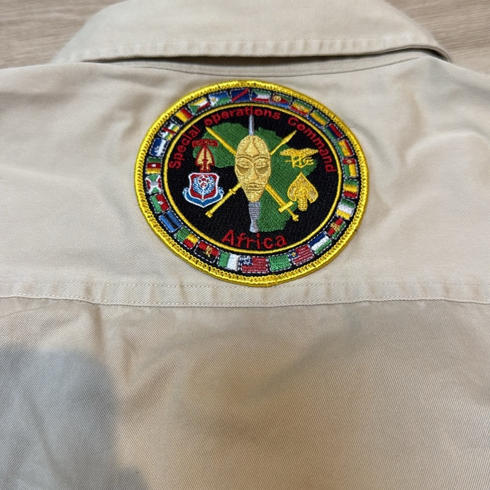 Very nice Ralph Lauren safari style M has added patches Africa and Range Rover - Picture 9 of 12